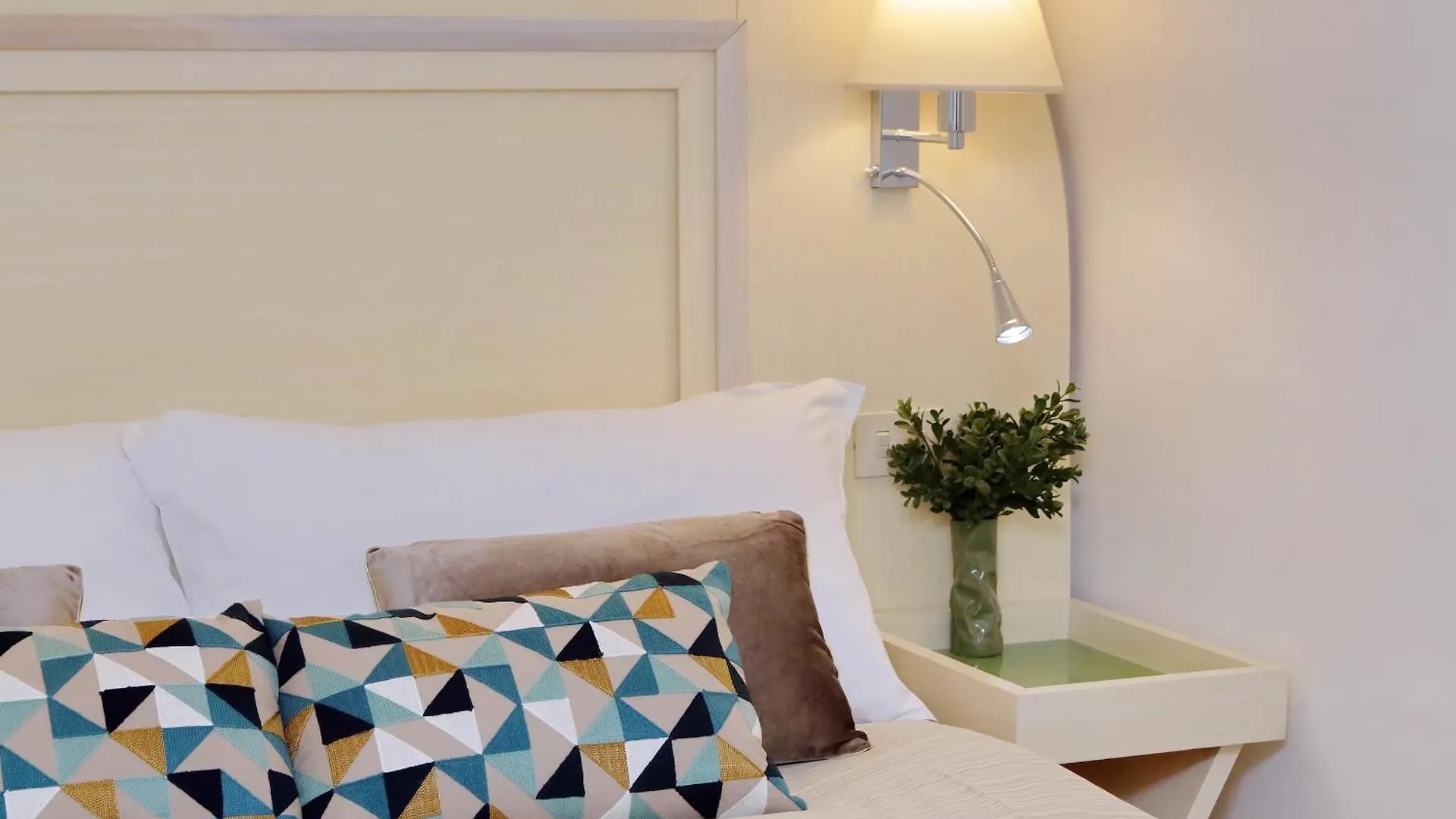 Fontanella Borghese Cori Apartment Rome 0*,  Italy