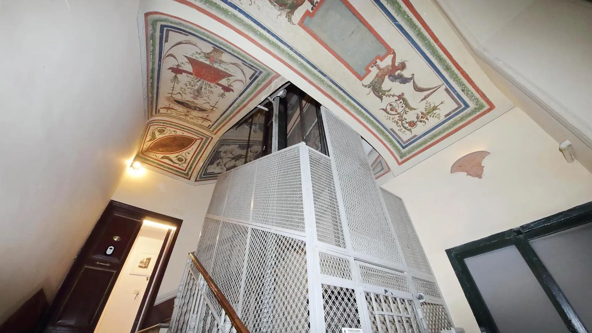 Fontanella Borghese Cori Apartment Roma 0*,  Italia